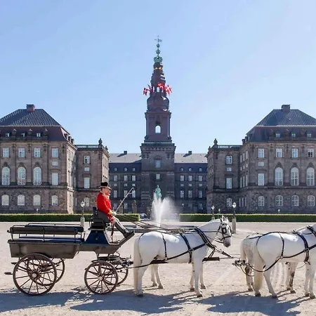 Perfect 3 Bedroom In The Heart Of Cph Apartment