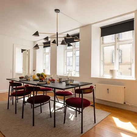 Perfect 3 Bedroom In The Heart Of Cph Copenhagen