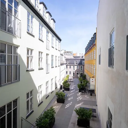 Perfect 3 Bedroom In The Heart Of Cph Apartment