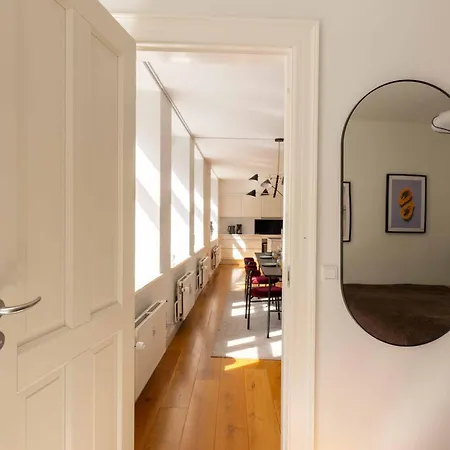 Apartman Perfect 3 Bedroom In The Heart Of Cph Koppenhága